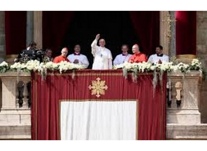 Papa Francesco e la benedizione urbi et orbi Papa Francesco e la benedizione urbi et orbi